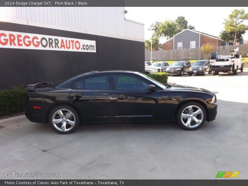 Pitch Black / Black 2014 Dodge Charger SXT