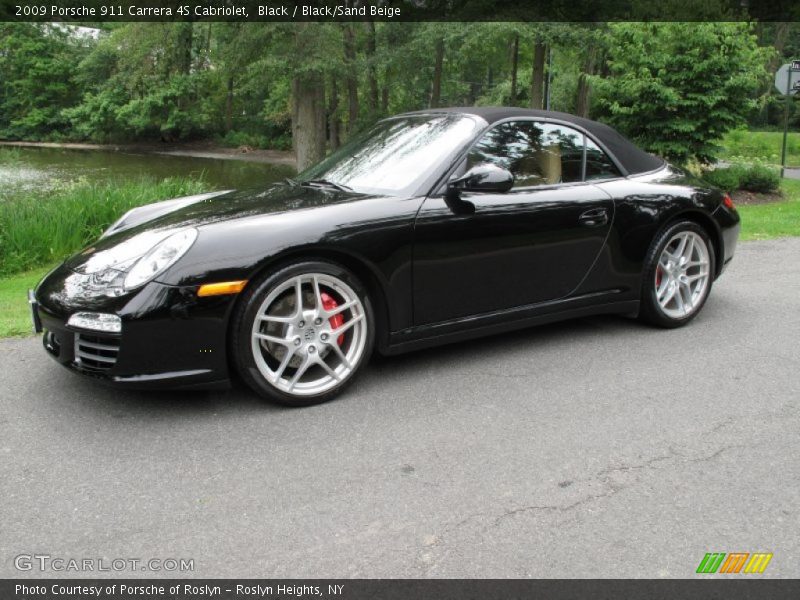 Front 3/4 View of 2009 911 Carrera 4S Cabriolet