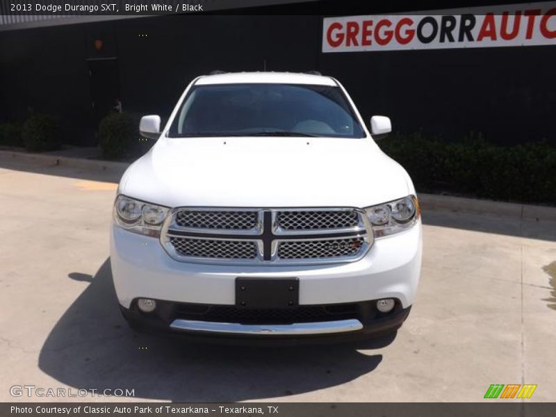 Bright White / Black 2013 Dodge Durango SXT