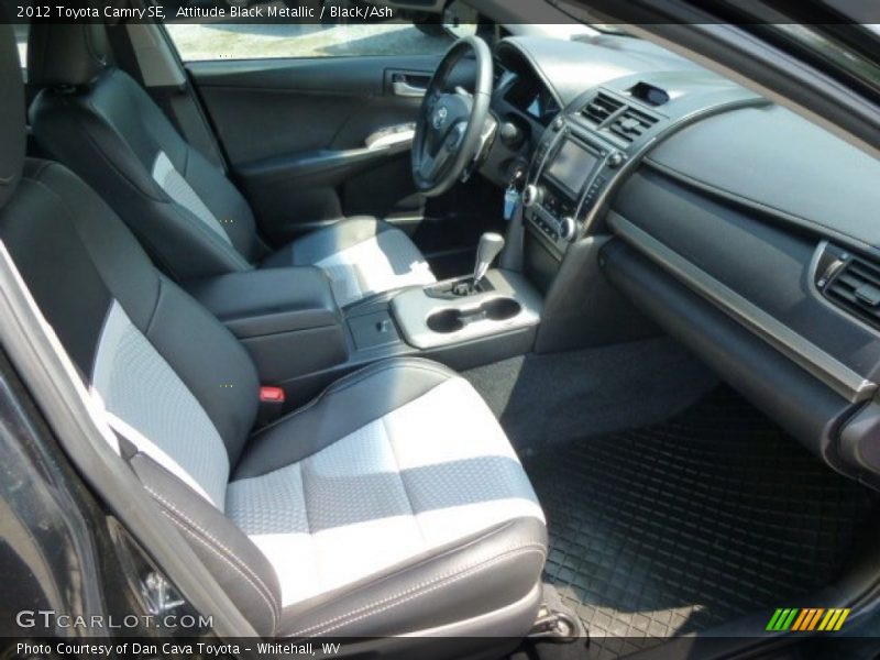 Attitude Black Metallic / Black/Ash 2012 Toyota Camry SE