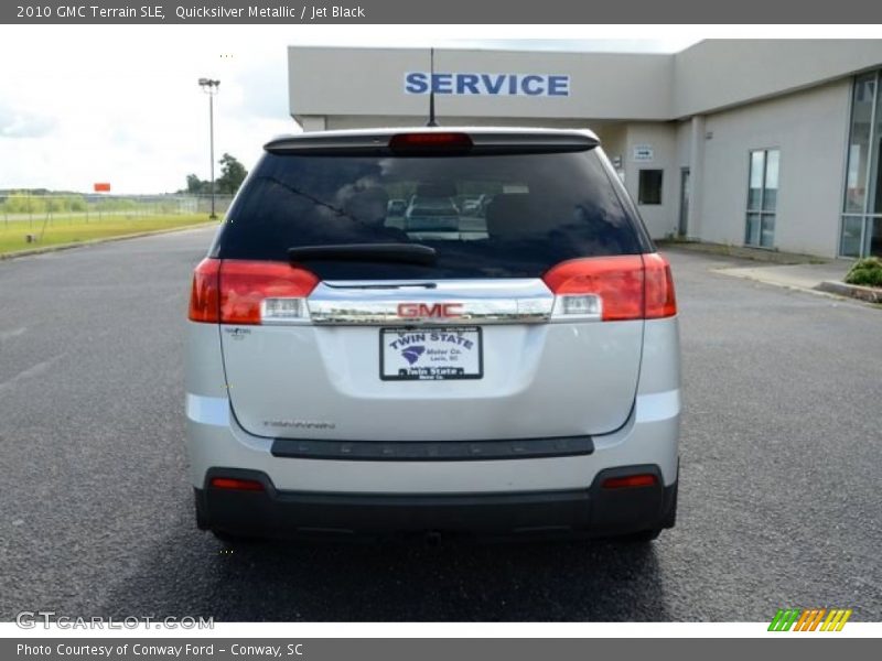 Quicksilver Metallic / Jet Black 2010 GMC Terrain SLE