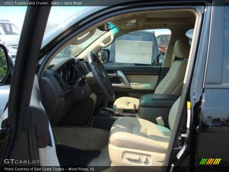 Black / Sand Beige 2011 Toyota Land Cruiser