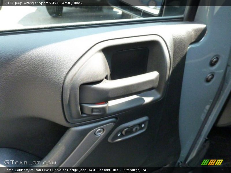 Anvil / Black 2014 Jeep Wrangler Sport S 4x4
