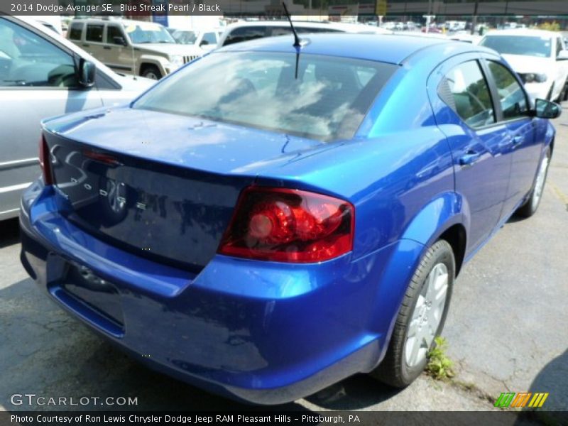 Blue Streak Pearl / Black 2014 Dodge Avenger SE