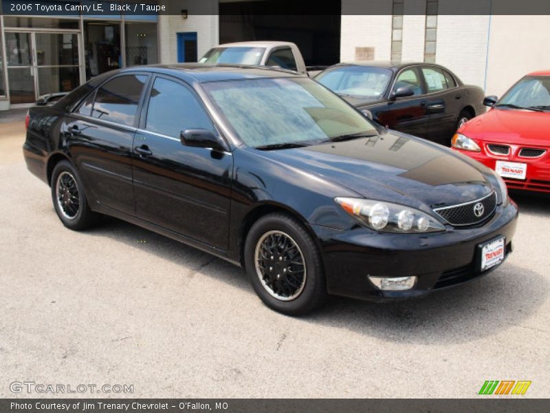 Black / Taupe 2006 Toyota Camry LE