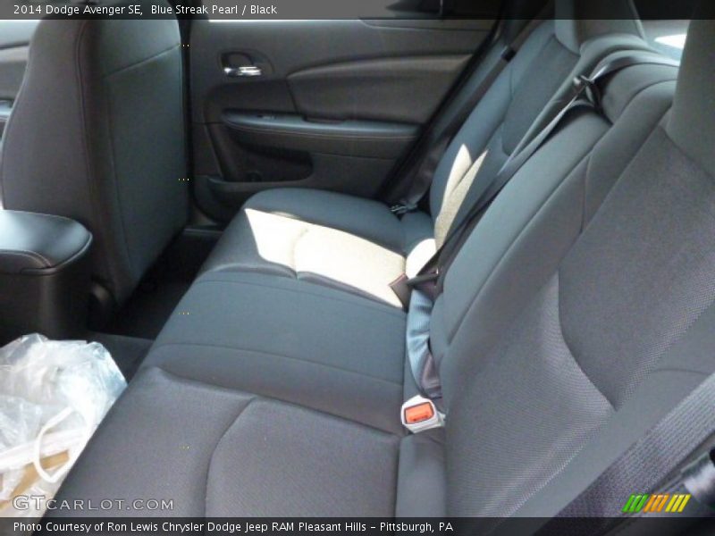 Blue Streak Pearl / Black 2014 Dodge Avenger SE
