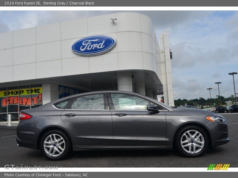 Sterling Gray / Charcoal Black 2014 Ford Fusion SE