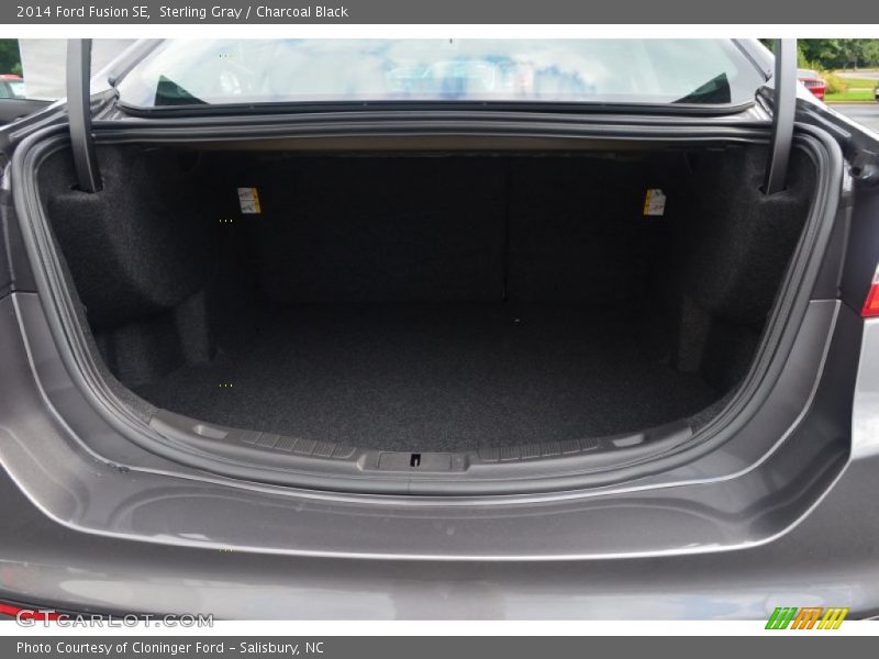 Sterling Gray / Charcoal Black 2014 Ford Fusion SE