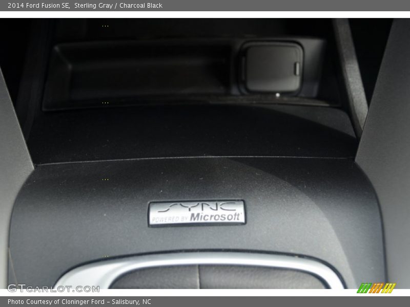 Sterling Gray / Charcoal Black 2014 Ford Fusion SE