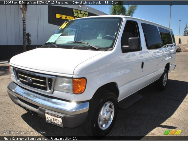 Oxford White / Medium Flint Grey 2006 Ford E Series Van E350 XLT 15 Passenger