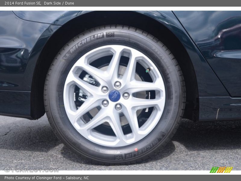  2014 Fusion SE Wheel