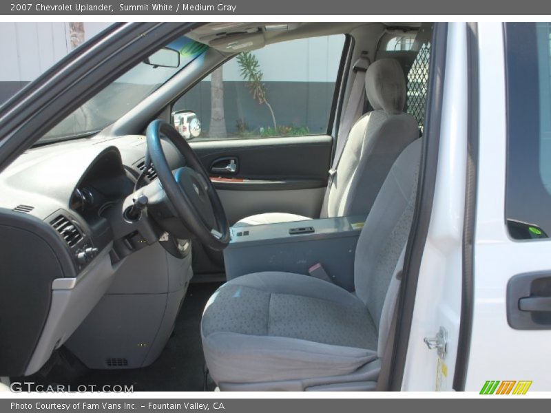 Summit White / Medium Gray 2007 Chevrolet Uplander