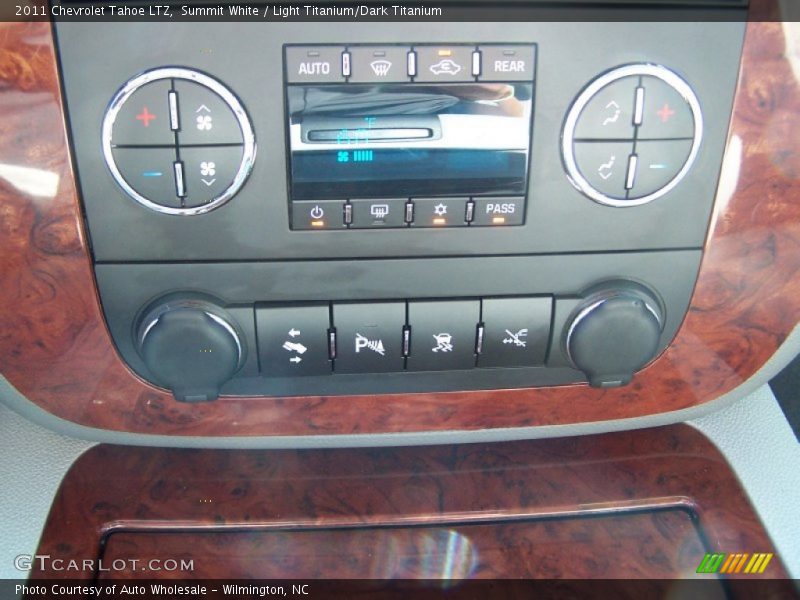 Summit White / Light Titanium/Dark Titanium 2011 Chevrolet Tahoe LTZ