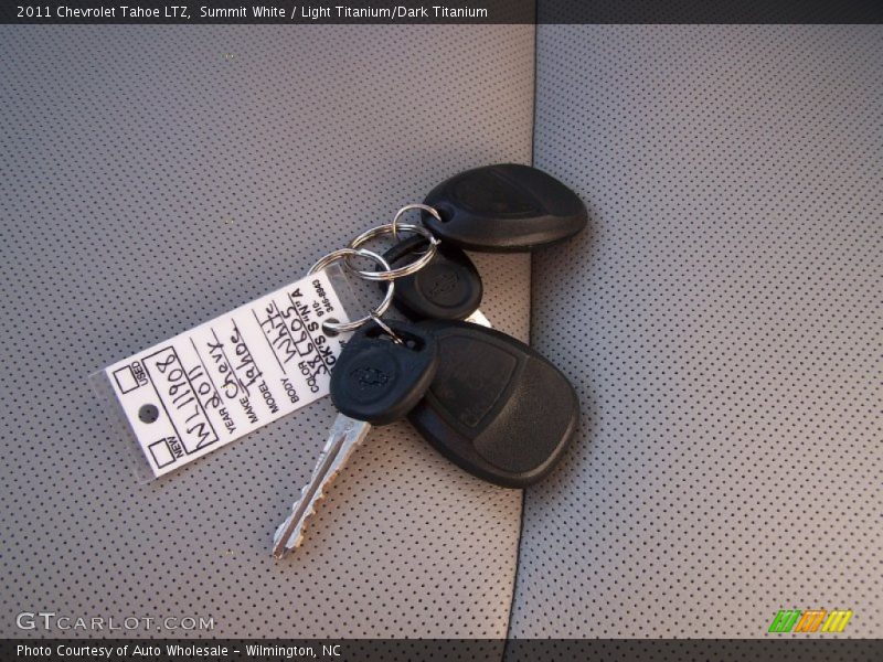 Summit White / Light Titanium/Dark Titanium 2011 Chevrolet Tahoe LTZ