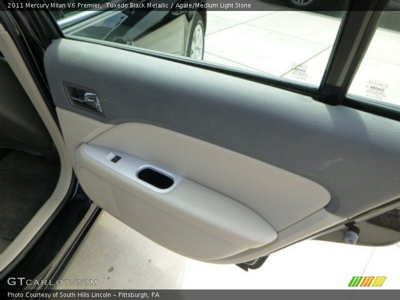 Tuxedo Black Metallic / Agate/Medium Light Stone 2011 Mercury Milan V6 Premier