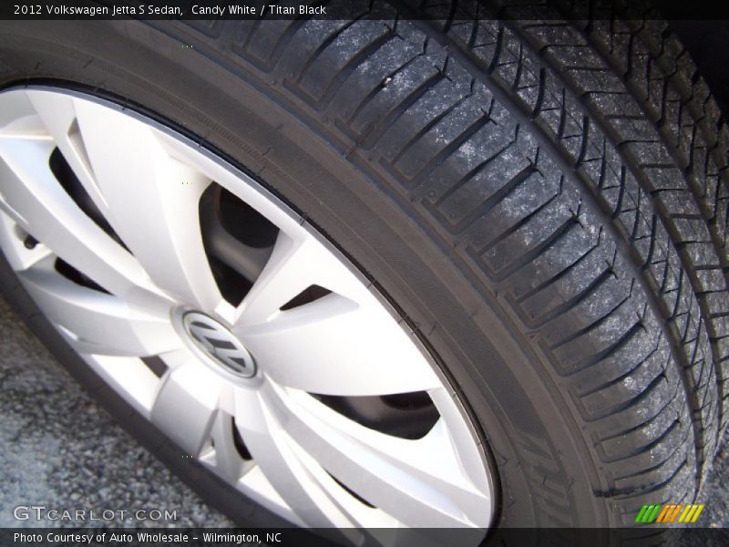 Candy White / Titan Black 2012 Volkswagen Jetta S Sedan