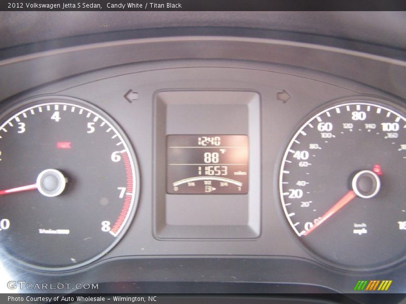 Candy White / Titan Black 2012 Volkswagen Jetta S Sedan