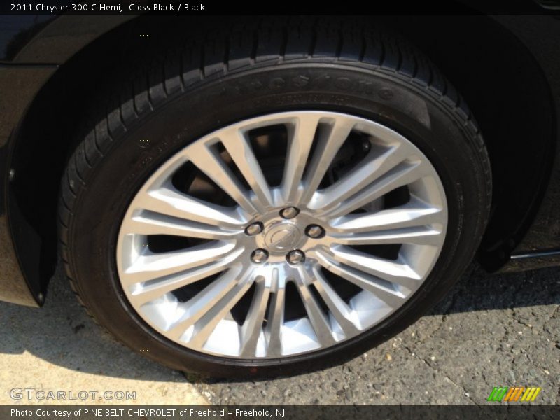  2011 300 C Hemi Wheel