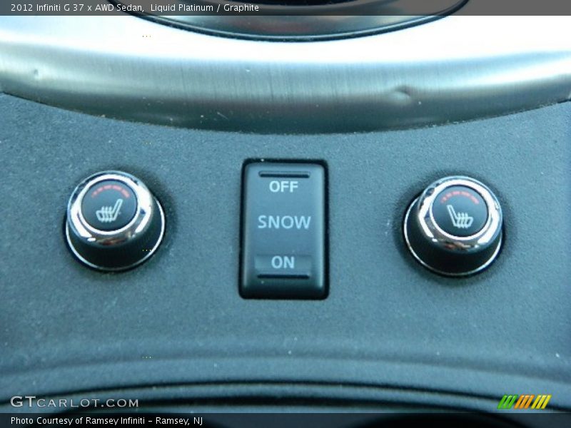 Liquid Platinum / Graphite 2012 Infiniti G 37 x AWD Sedan
