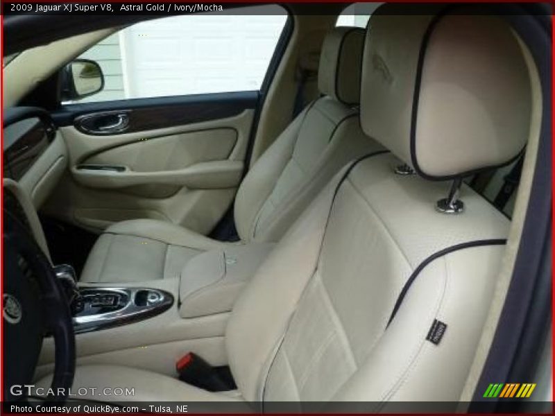 Astral Gold / Ivory/Mocha 2009 Jaguar XJ Super V8