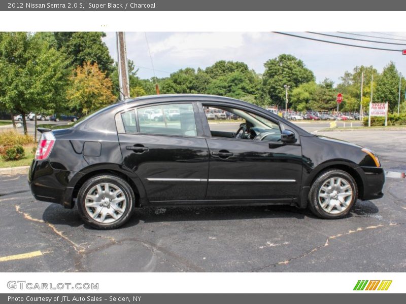 Super Black / Charcoal 2012 Nissan Sentra 2.0 S