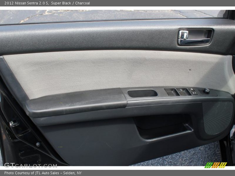 Super Black / Charcoal 2012 Nissan Sentra 2.0 S