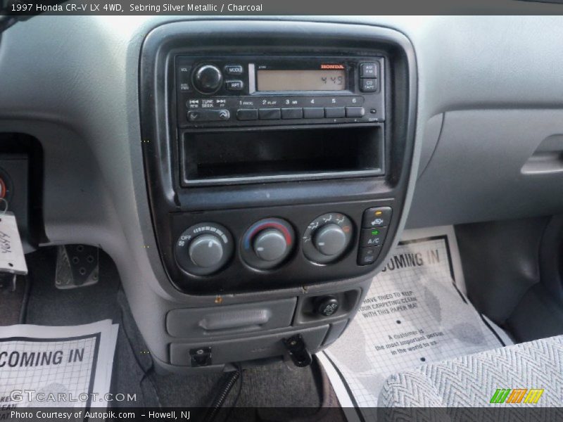 Sebring Silver Metallic / Charcoal 1997 Honda CR-V LX 4WD