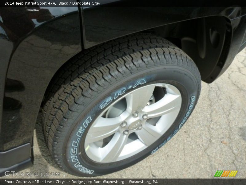 Black / Dark Slate Gray 2014 Jeep Patriot Sport 4x4