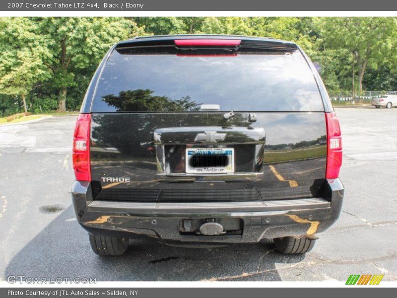 Black / Ebony 2007 Chevrolet Tahoe LTZ 4x4