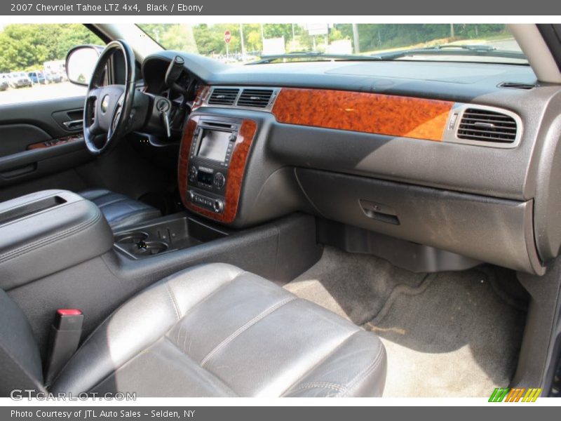 Black / Ebony 2007 Chevrolet Tahoe LTZ 4x4