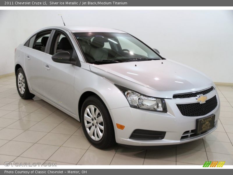 Silver Ice Metallic / Jet Black/Medium Titanium 2011 Chevrolet Cruze LS