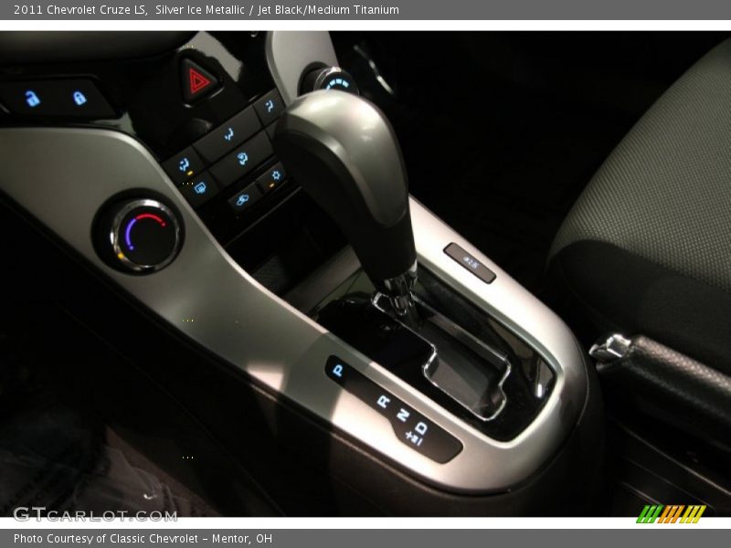 Silver Ice Metallic / Jet Black/Medium Titanium 2011 Chevrolet Cruze LS