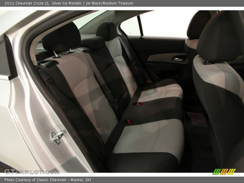Silver Ice Metallic / Jet Black/Medium Titanium 2011 Chevrolet Cruze LS