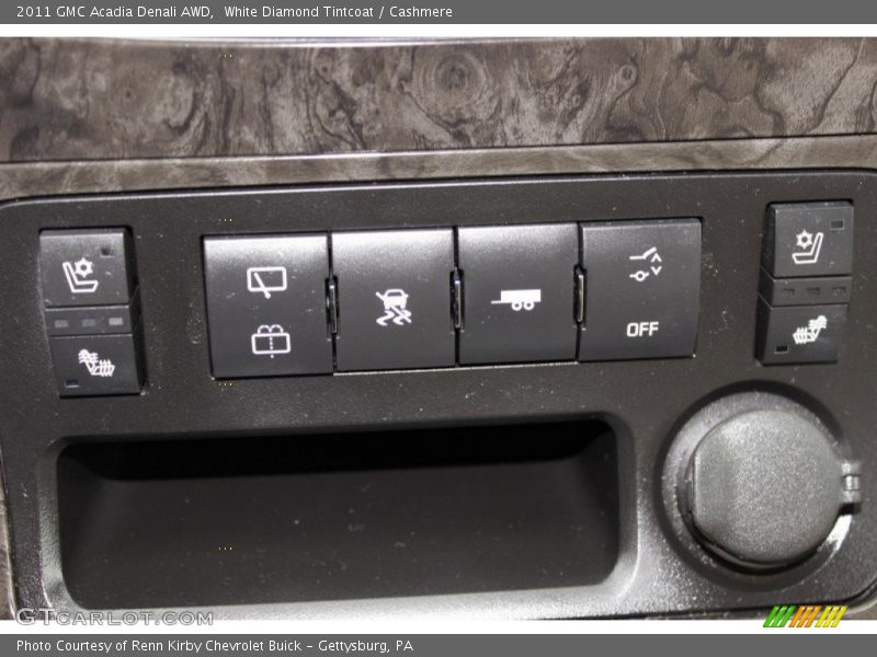 White Diamond Tintcoat / Cashmere 2011 GMC Acadia Denali AWD