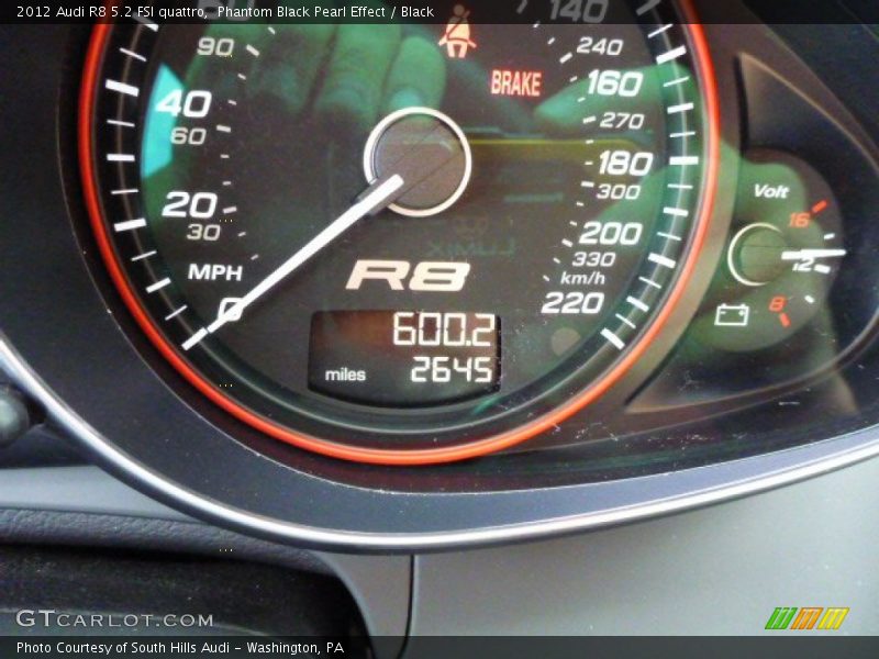 Phantom Black Pearl Effect / Black 2012 Audi R8 5.2 FSI quattro