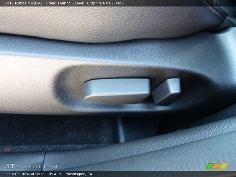 Graphite Mica / Black 2012 Mazda MAZDA3 i Grand Touring 5 Door
