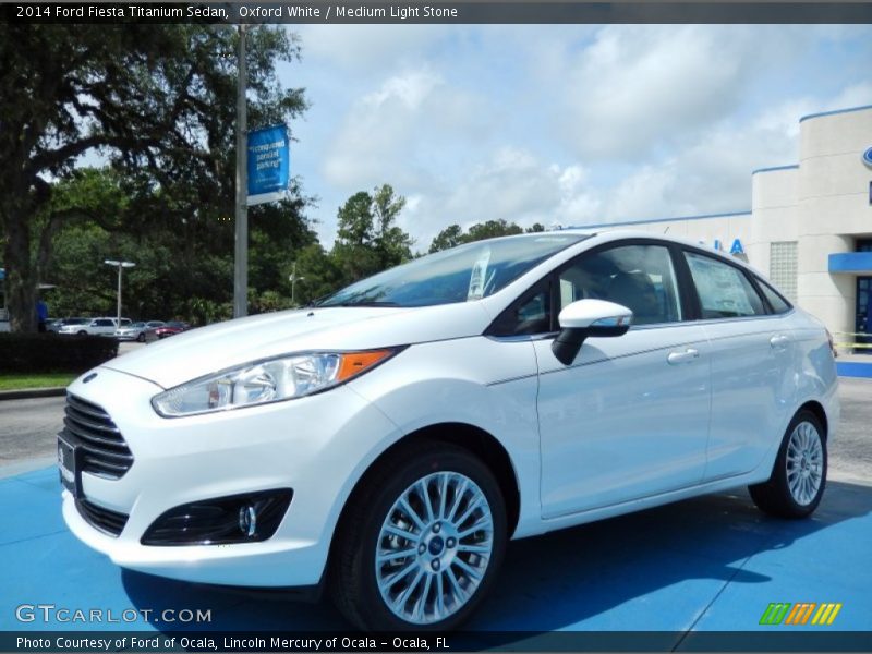 Front 3/4 View of 2014 Fiesta Titanium Sedan