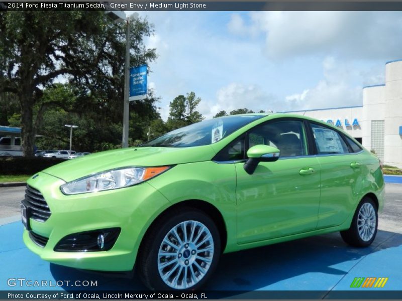 Front 3/4 View of 2014 Fiesta Titanium Sedan