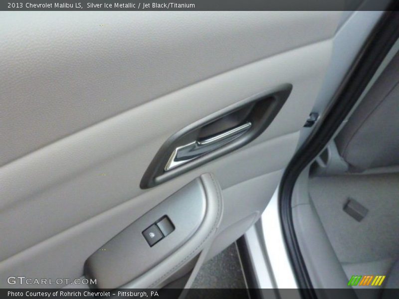 Silver Ice Metallic / Jet Black/Titanium 2013 Chevrolet Malibu LS