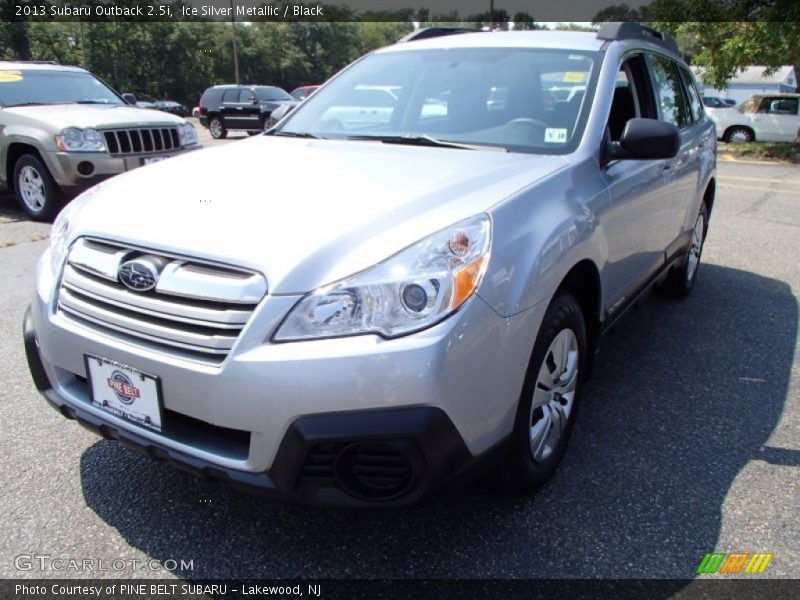 Ice Silver Metallic / Black 2013 Subaru Outback 2.5i