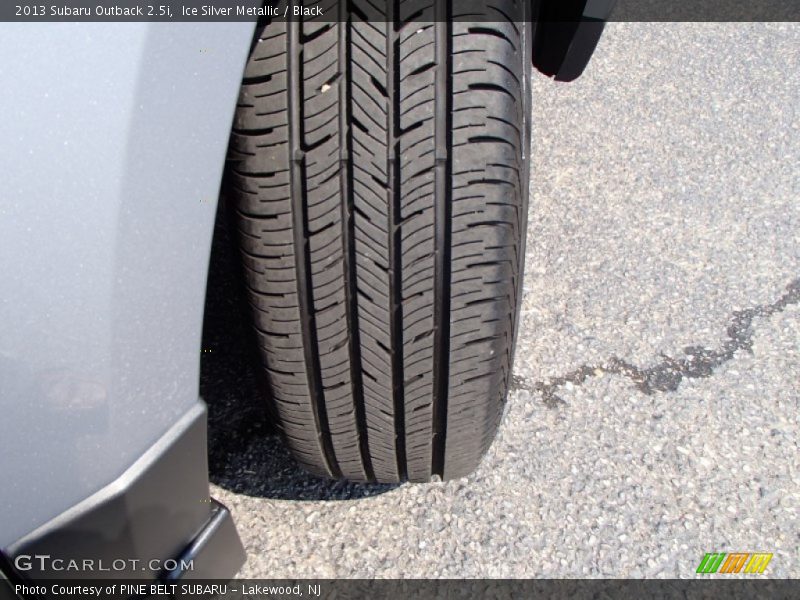 Ice Silver Metallic / Black 2013 Subaru Outback 2.5i