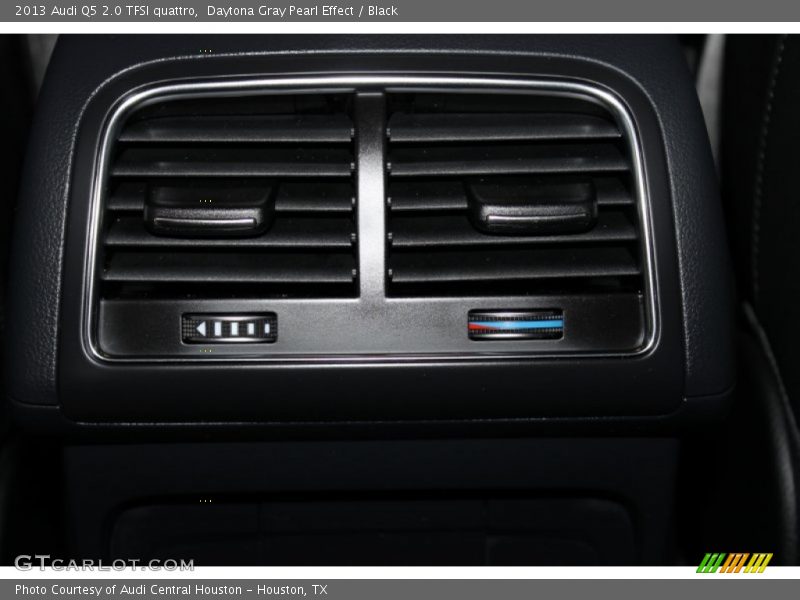 Daytona Gray Pearl Effect / Black 2013 Audi Q5 2.0 TFSI quattro