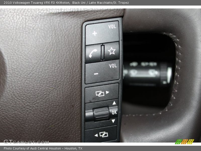 Black Uni / Latte Macchiatto/St. Tropez 2010 Volkswagen Touareg VR6 FSI 4XMotion