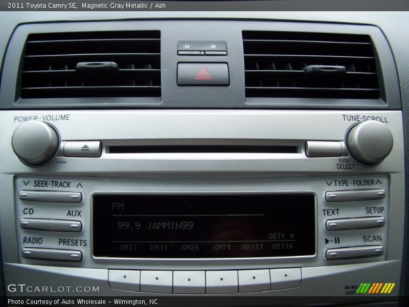 Magnetic Gray Metallic / Ash 2011 Toyota Camry SE