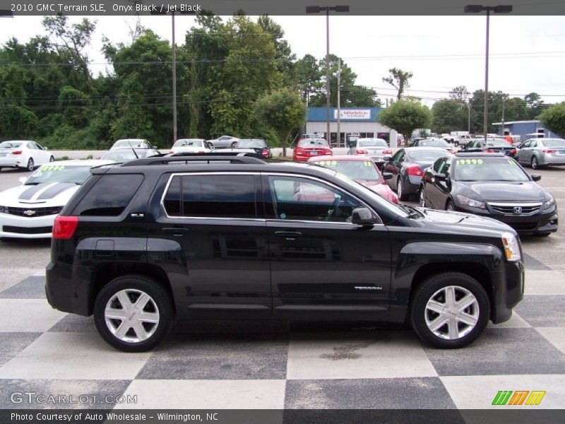 Onyx Black / Jet Black 2010 GMC Terrain SLE