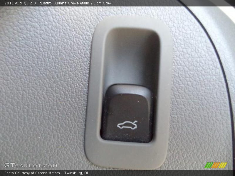 Quartz Grey Metallic / Light Gray 2011 Audi Q5 2.0T quattro