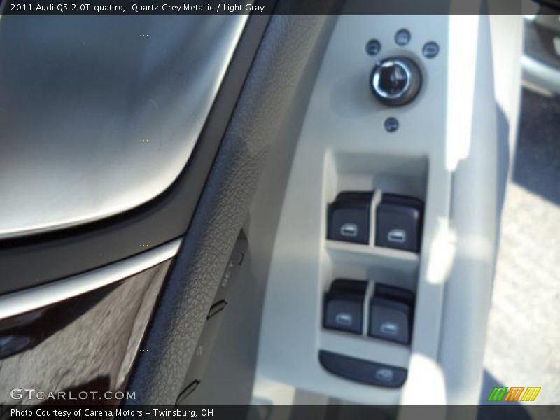 Quartz Grey Metallic / Light Gray 2011 Audi Q5 2.0T quattro