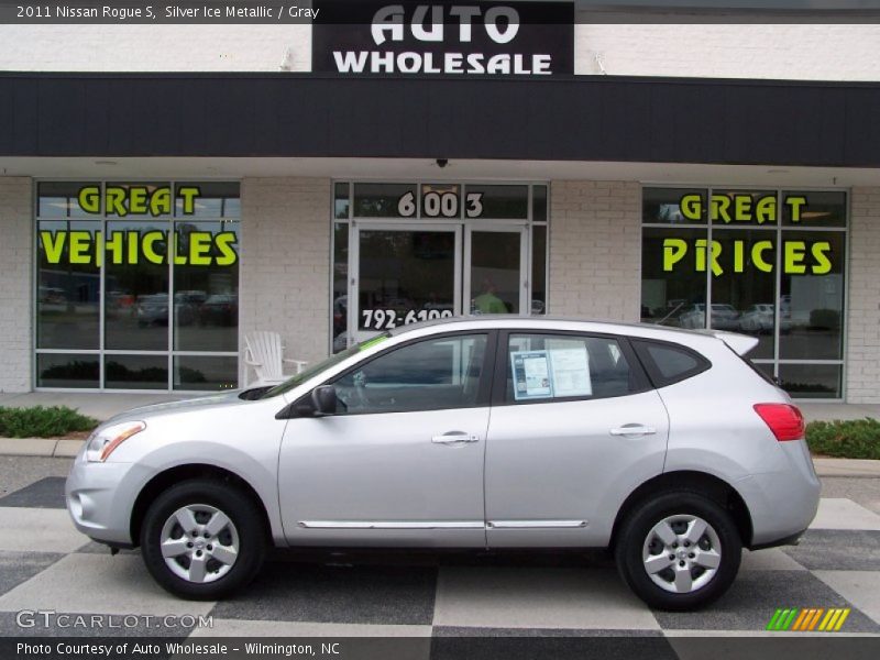 Silver Ice Metallic / Gray 2011 Nissan Rogue S