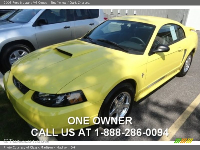 Zinc Yellow / Dark Charcoal 2003 Ford Mustang V6 Coupe
