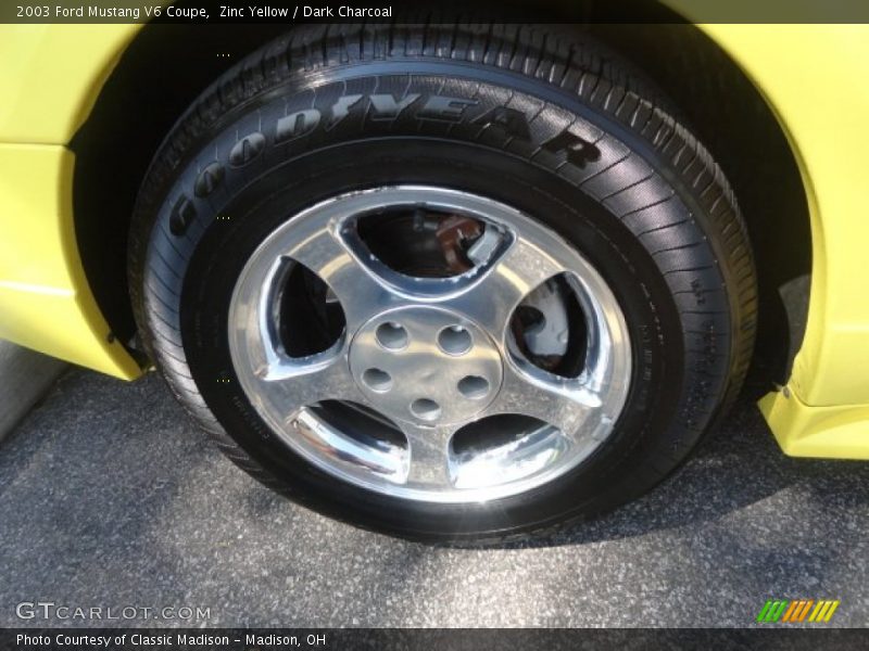 Zinc Yellow / Dark Charcoal 2003 Ford Mustang V6 Coupe